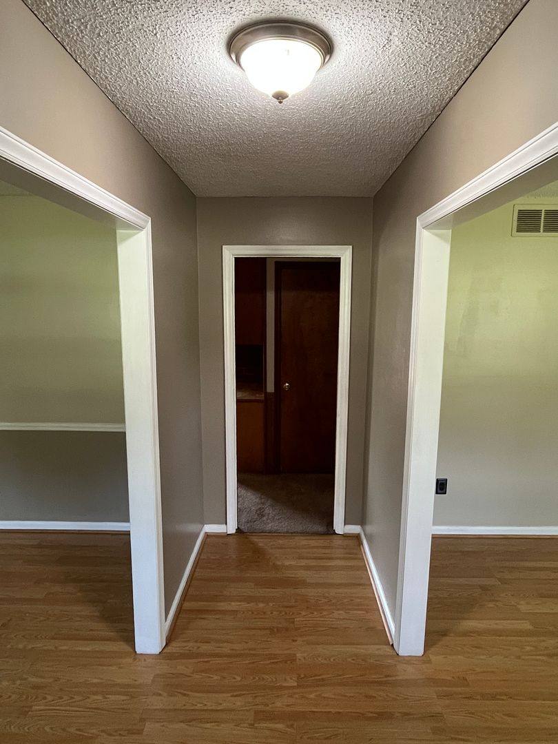 House for rent at 370 Farmbrooke Lane, Winston Salem, NC 27127