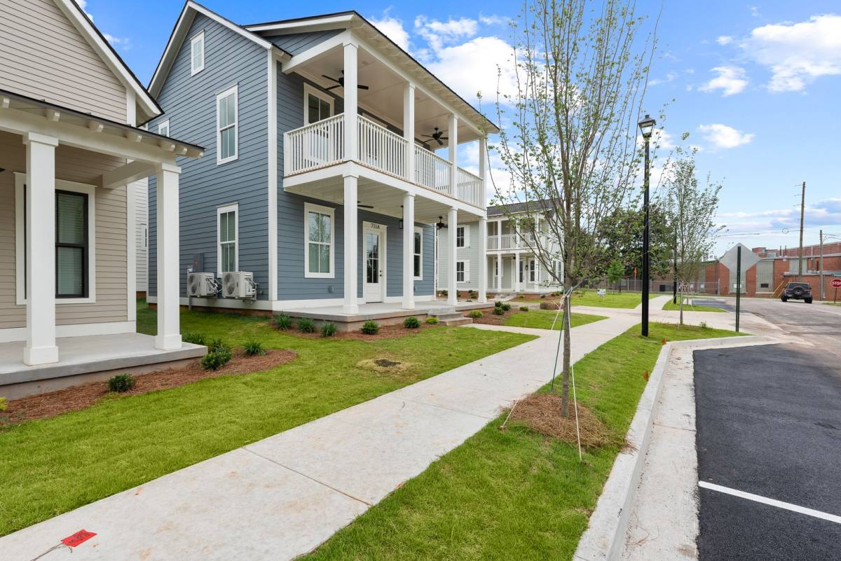 Apartment for rent at 711 Jefferson St, Lagrange, GA 30240