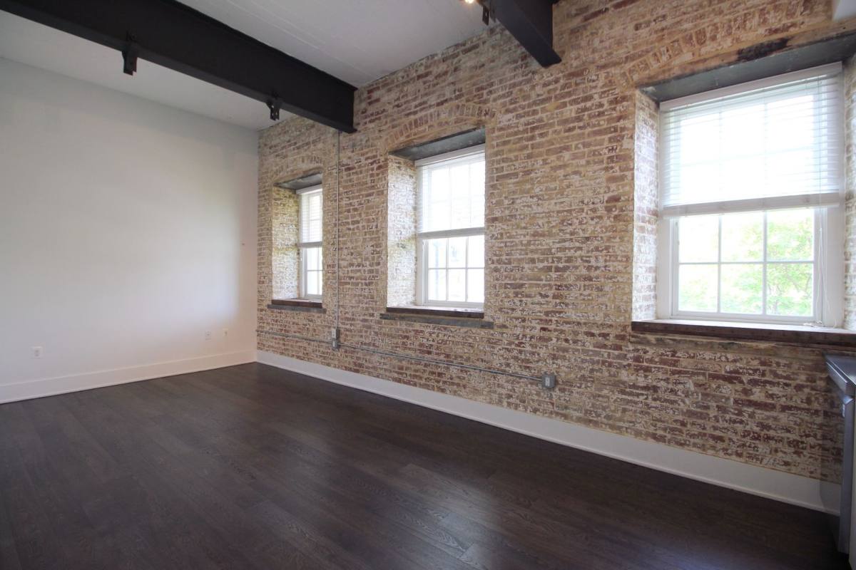 Apartment for rent at 515 N Washington, Alexandria, VA 22314