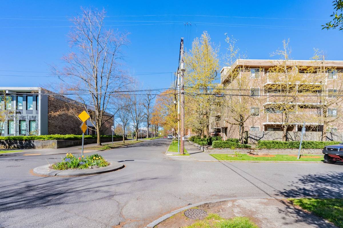 Apartment for rent at 1503 18th Ave, Seattle, WA 98122