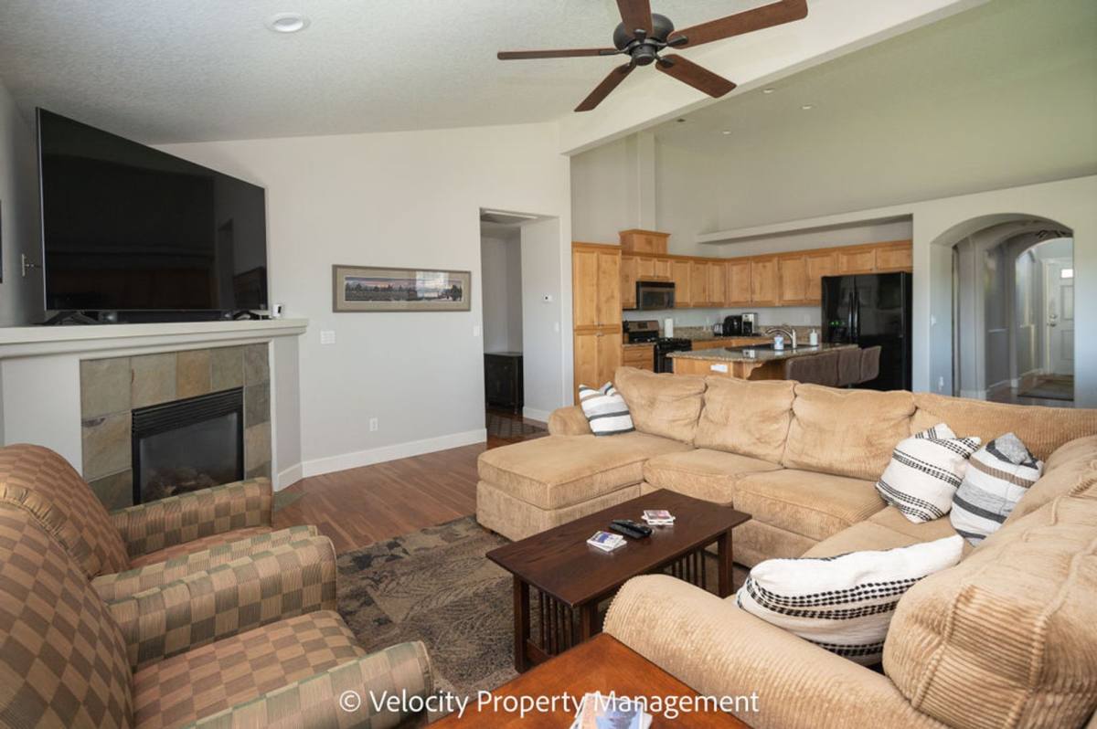 House for rent at 20681 Couples Lane, Bend, OR 97702