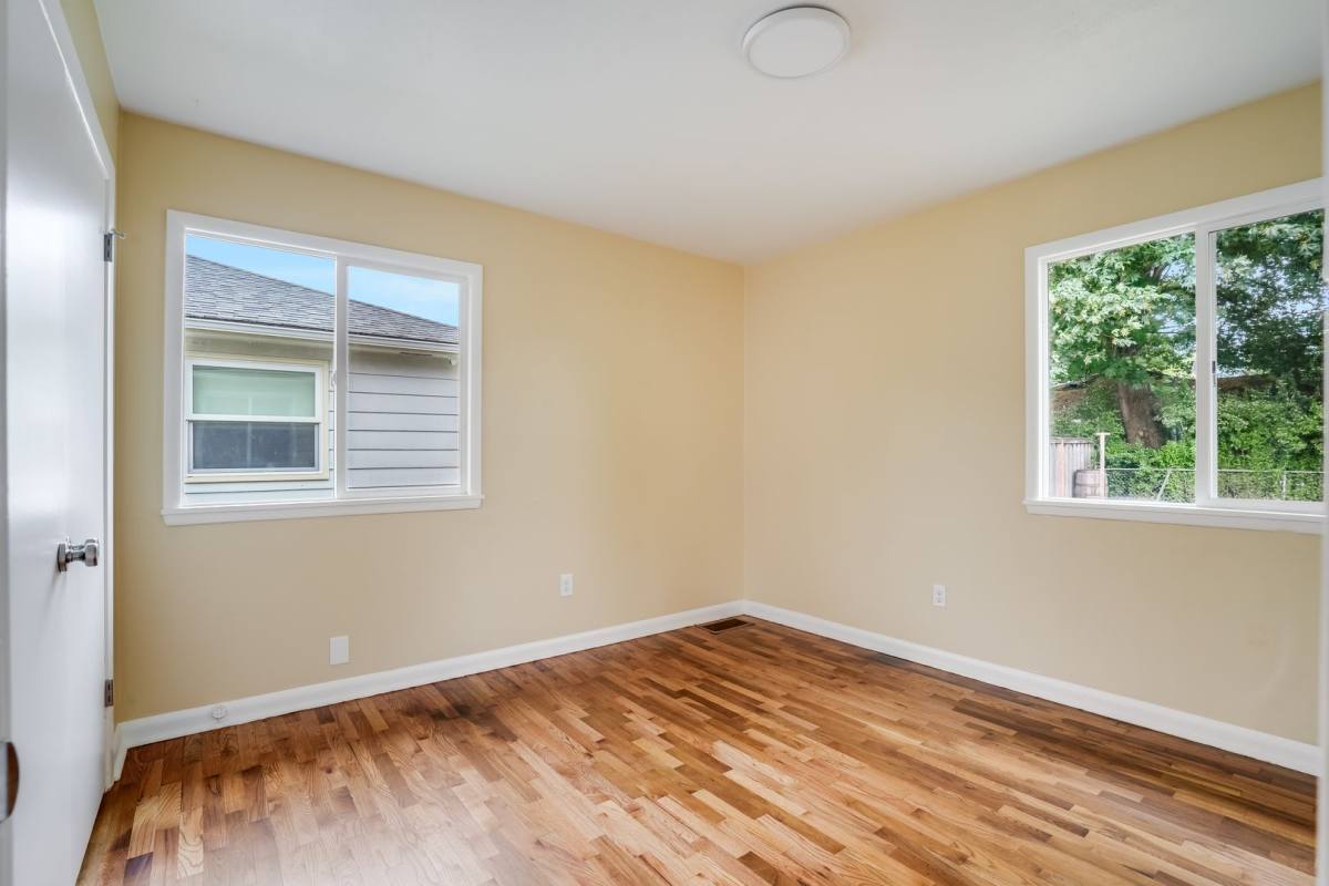 House for rent at 6806 N Monteith Ave, Portland, OR 97203