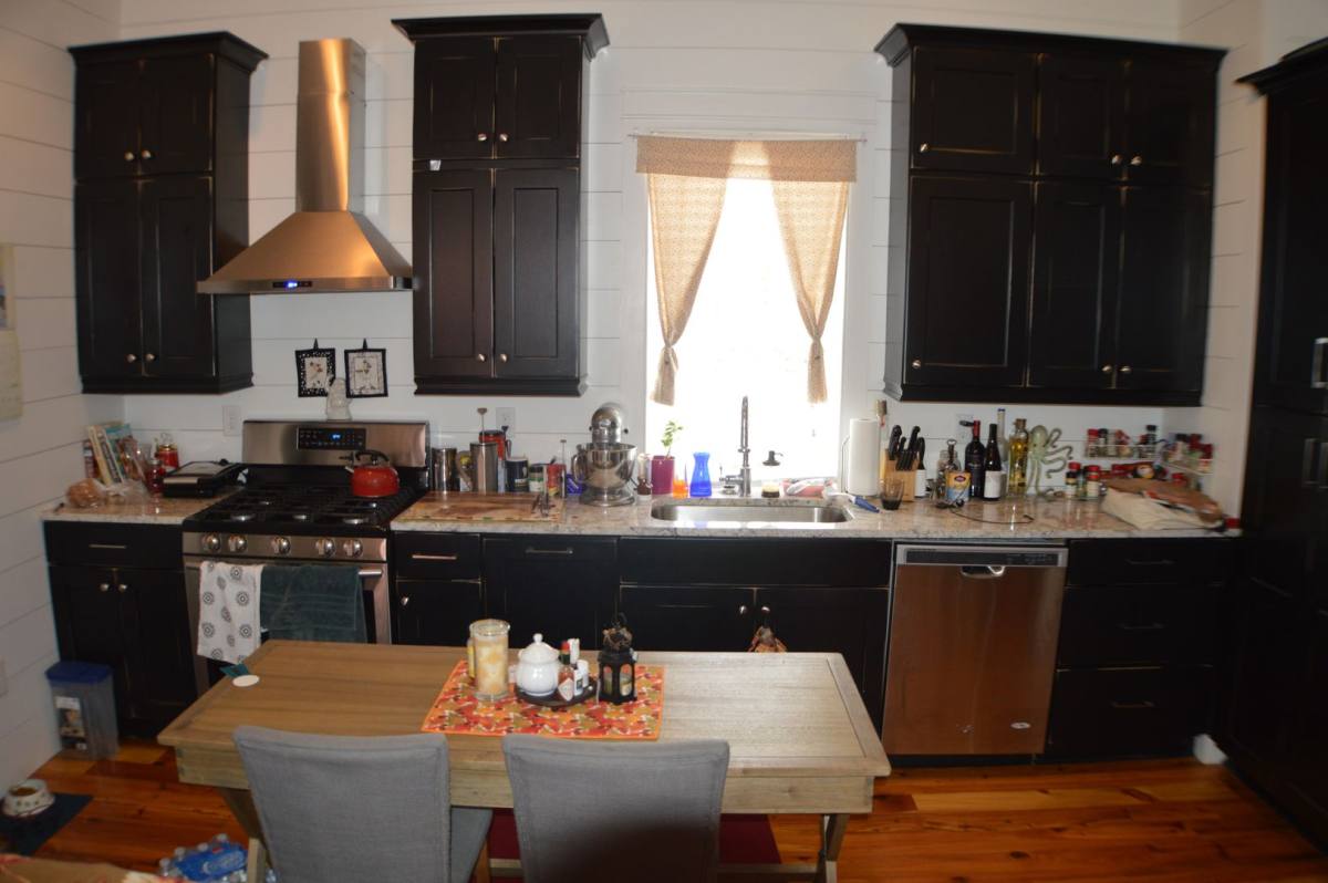 Apartment for rent at 21 Amherst St, Charleston, SC 29403