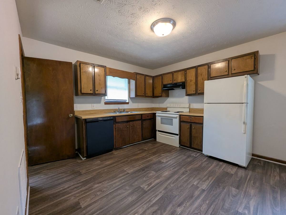 Apartment for rent at 410 Rustwood Dr, Athens, GA 30606