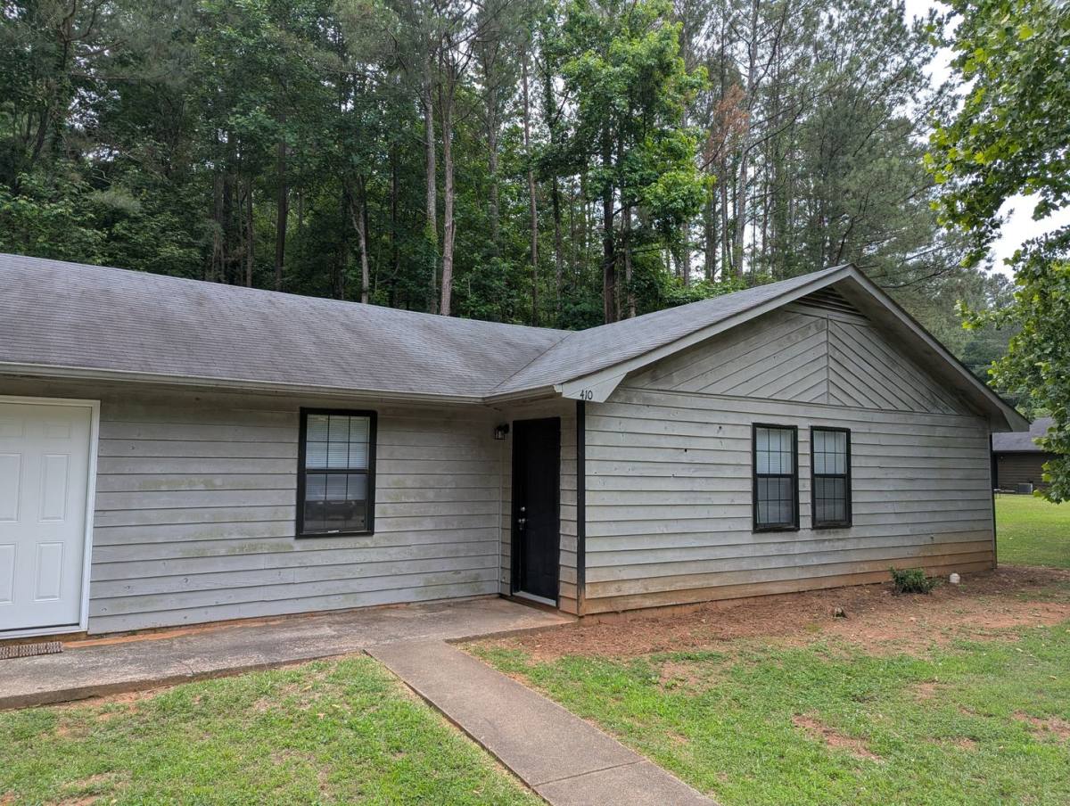 Apartment for rent at 410 Rustwood Dr, Athens, GA 30606