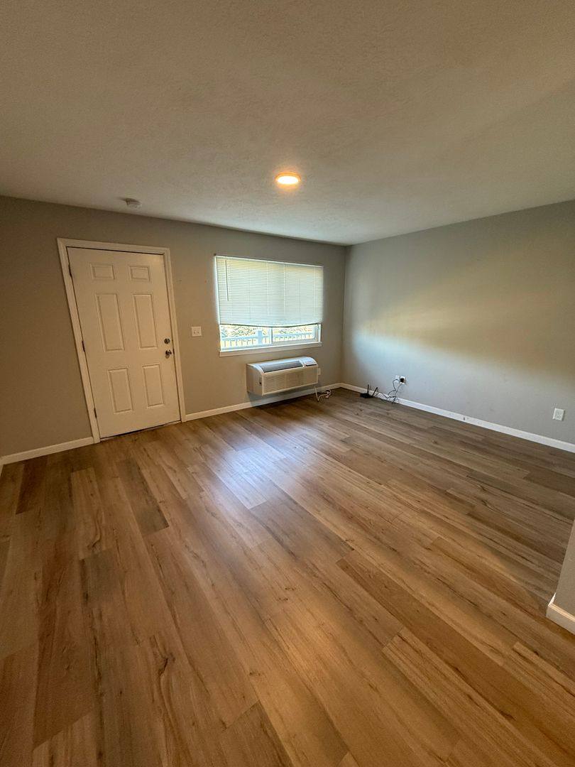 Apartment for rent at 909 E 7th St, South Sioux City, NE 68776