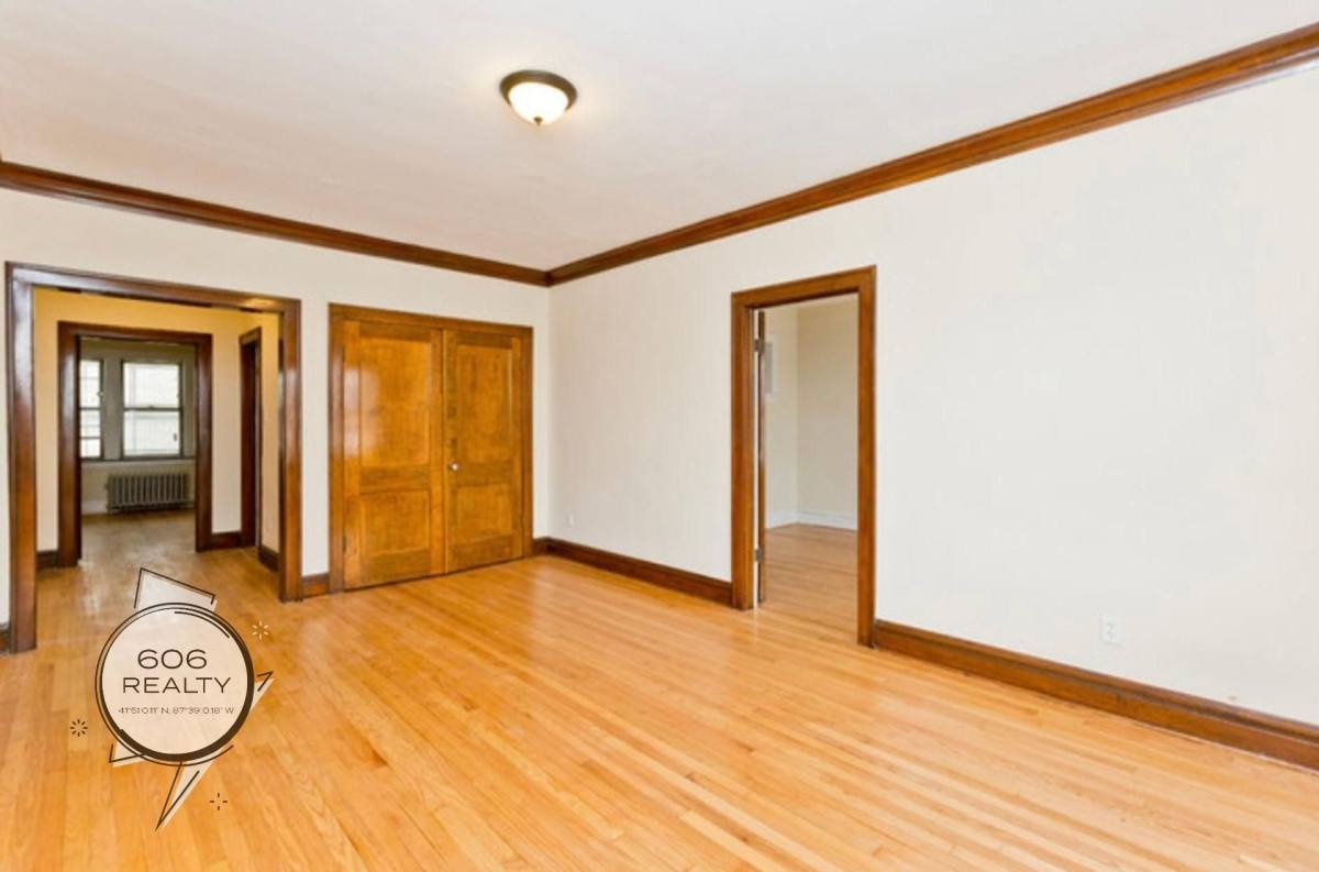 Apartment for rent at 6833 W 21st 1E, Berwyn, IL 60402