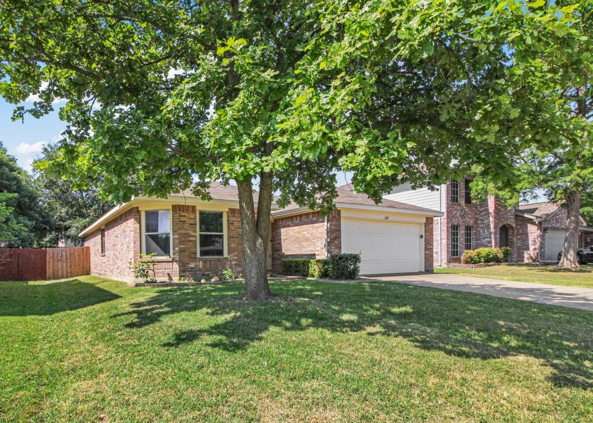 House for rent at 2817 Briargrove Lane, McKinney, TX 75071