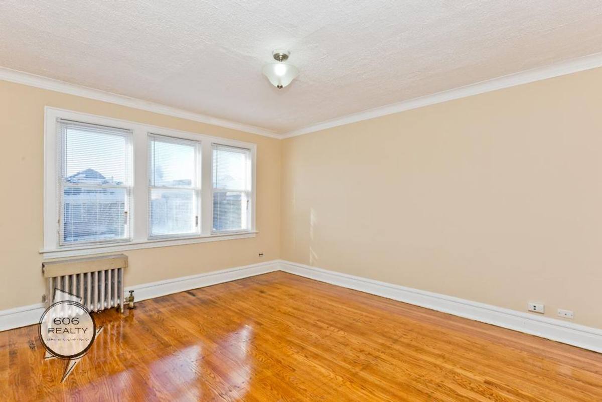 Apartment for rent at 2247 S Gunderson #1, Berwyn, IL 60402