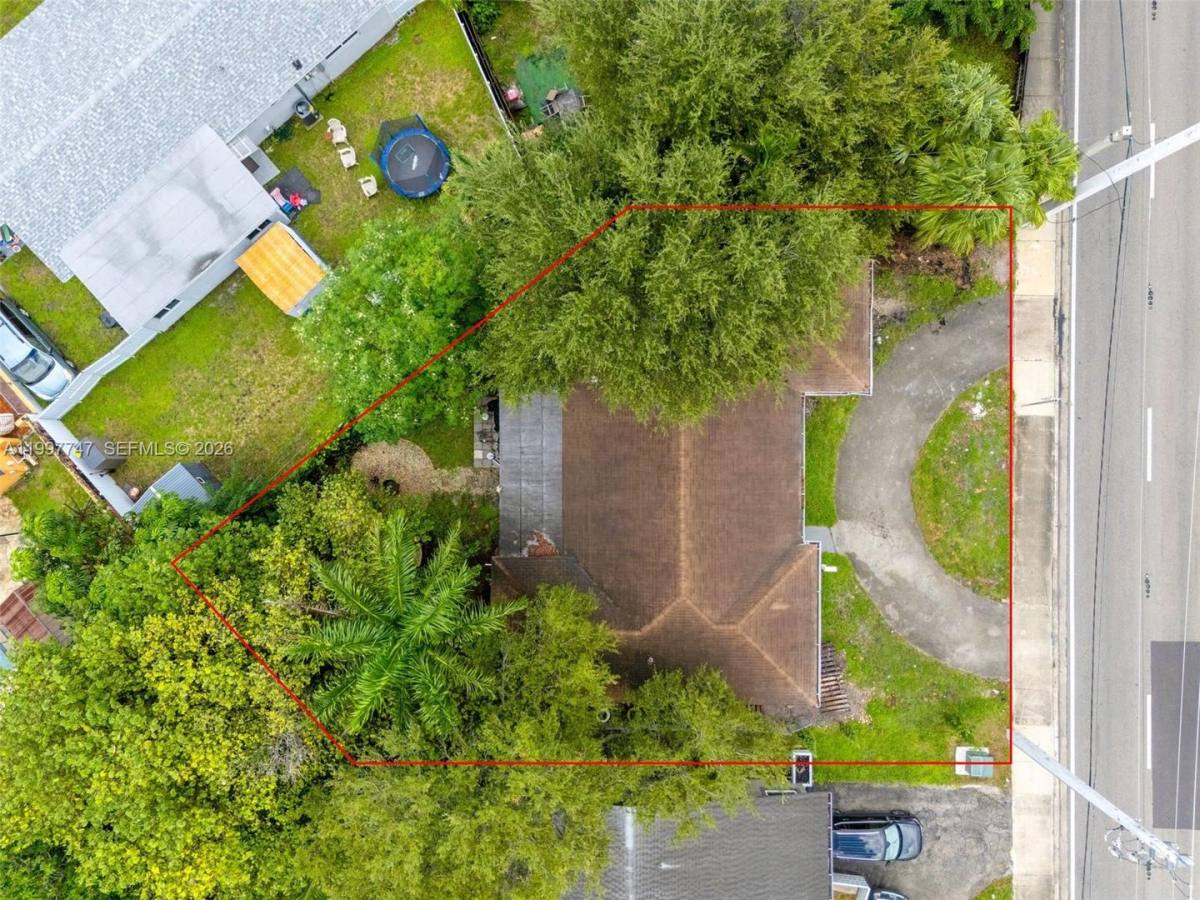 House for rent at 17930 NE 6th Ave, Miami, FL 33162