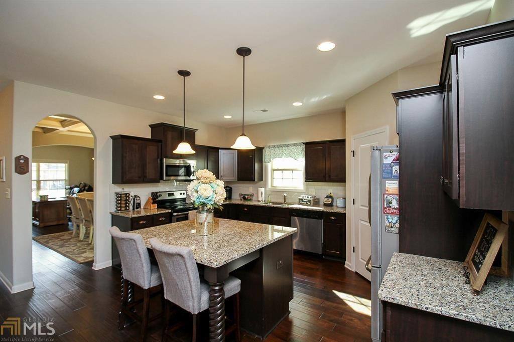House for rent at 345 Cliffhaven Circle, Newnan, GA 30263