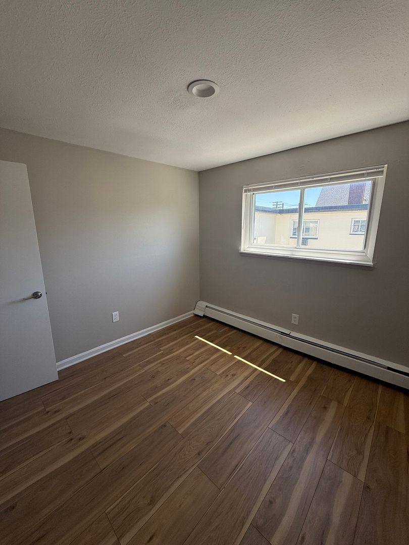 Apartment for rent at 3022 W 14th St, Cleveland, OH 44113