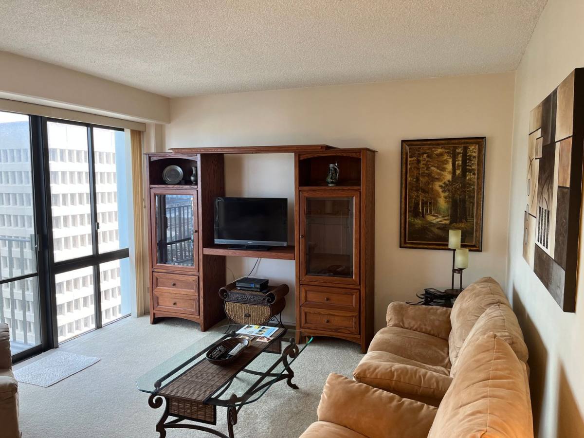 House for rent at 225 Queen St, Honolulu, HI 96813