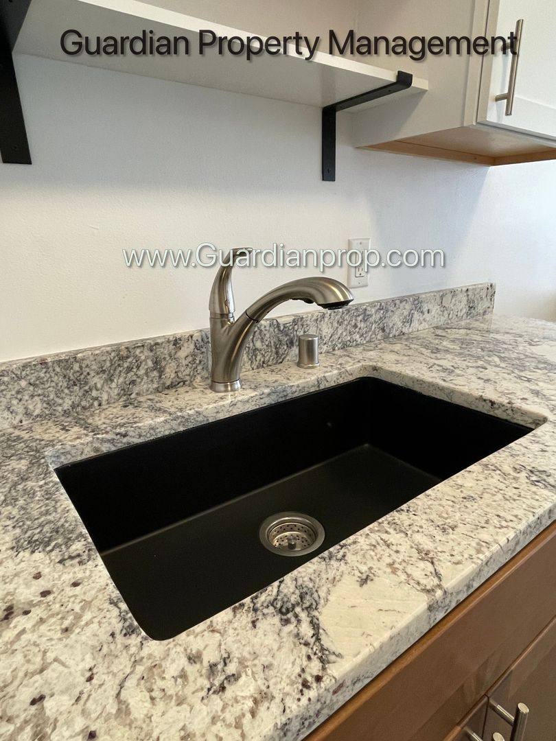 Apartment for rent at 627 Polk St NE, Minneapolis, MN 55413
