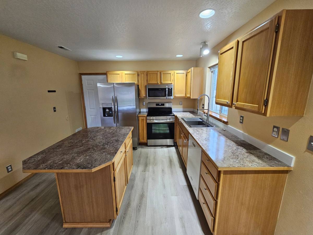 Apartment for rent at 3206 Meadow Glen Rd, Cheney, WA 99004
