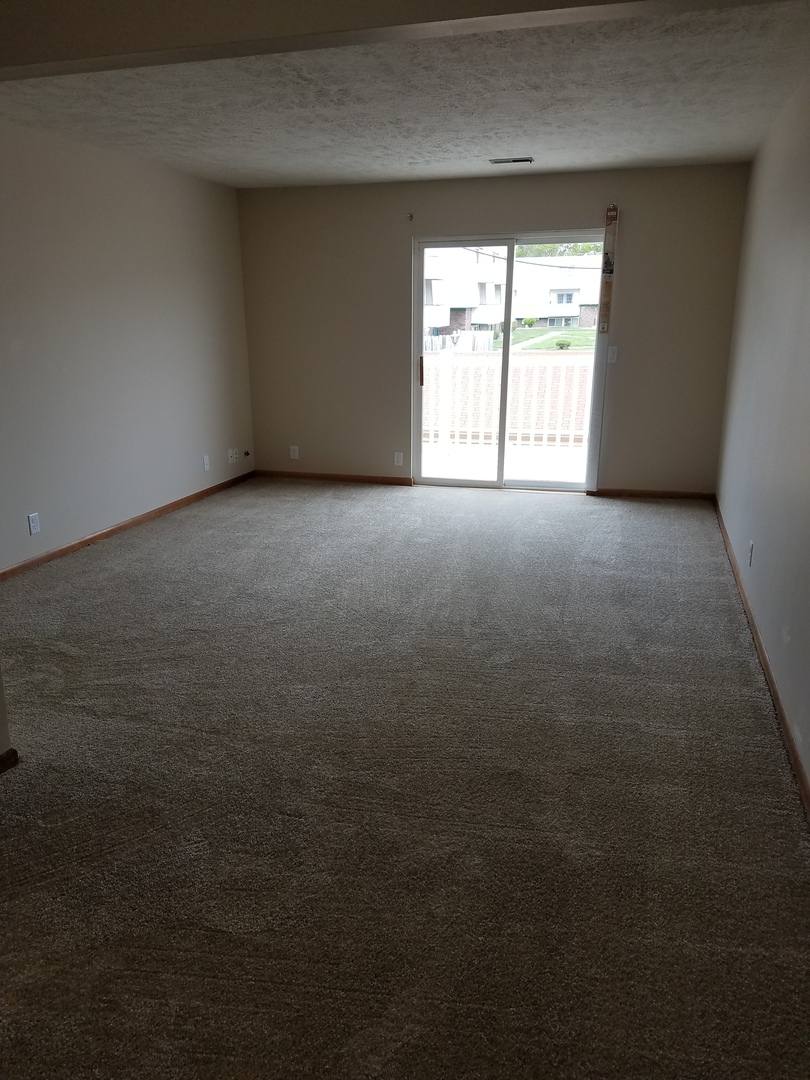 Apartment for rent at 11433 Arbor St, Omaha, NE 68144