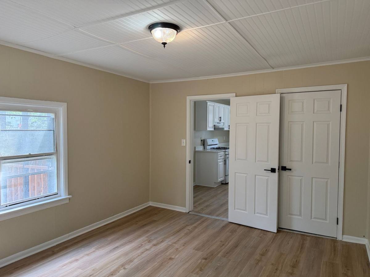 House for rent at 1151 Perry St, Chesapeake, VA 23324