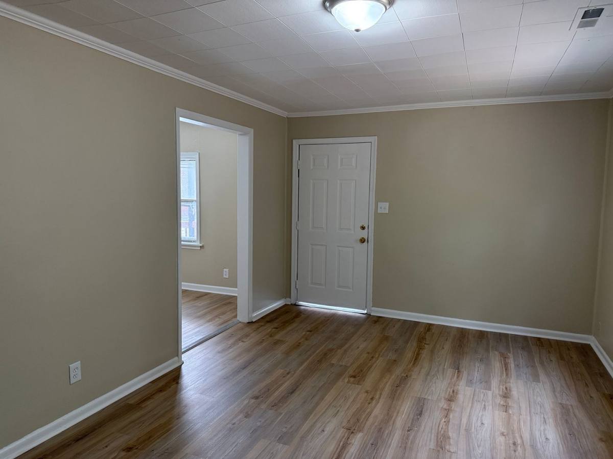 House for rent at 1151 Perry St, Chesapeake, VA 23324