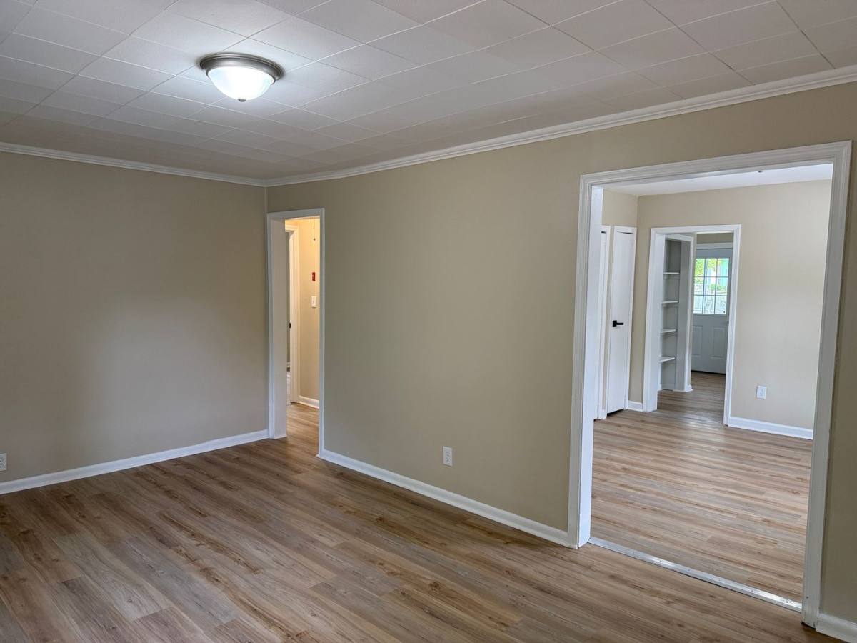 House for rent at 1151 Perry St, Chesapeake, VA 23324
