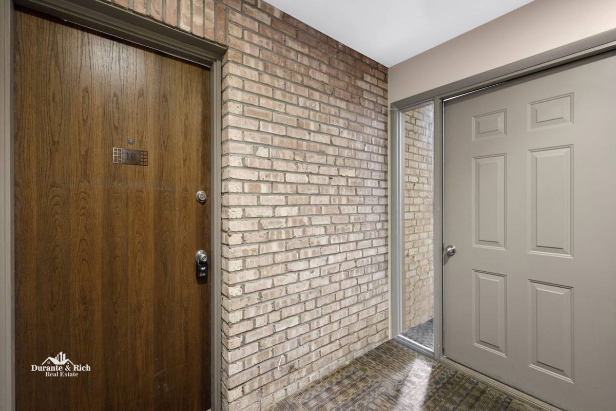 Condo for rent at 6010 Forest View Rd #1B, Lisle, IL 60532