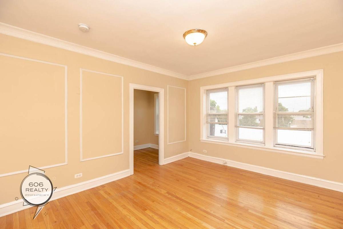 Apartment for rent at 2801 N Keating Ave, Chicago, IL 60639