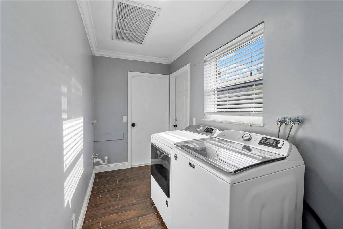 House for rent at 5820 NW 56th Place, Fort Lauderdale, FL 33319