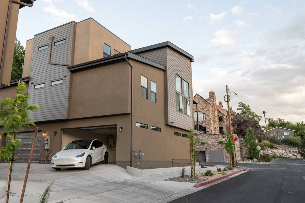 Townhouse for rent at 1442 Forest St, Reno, NV 89509