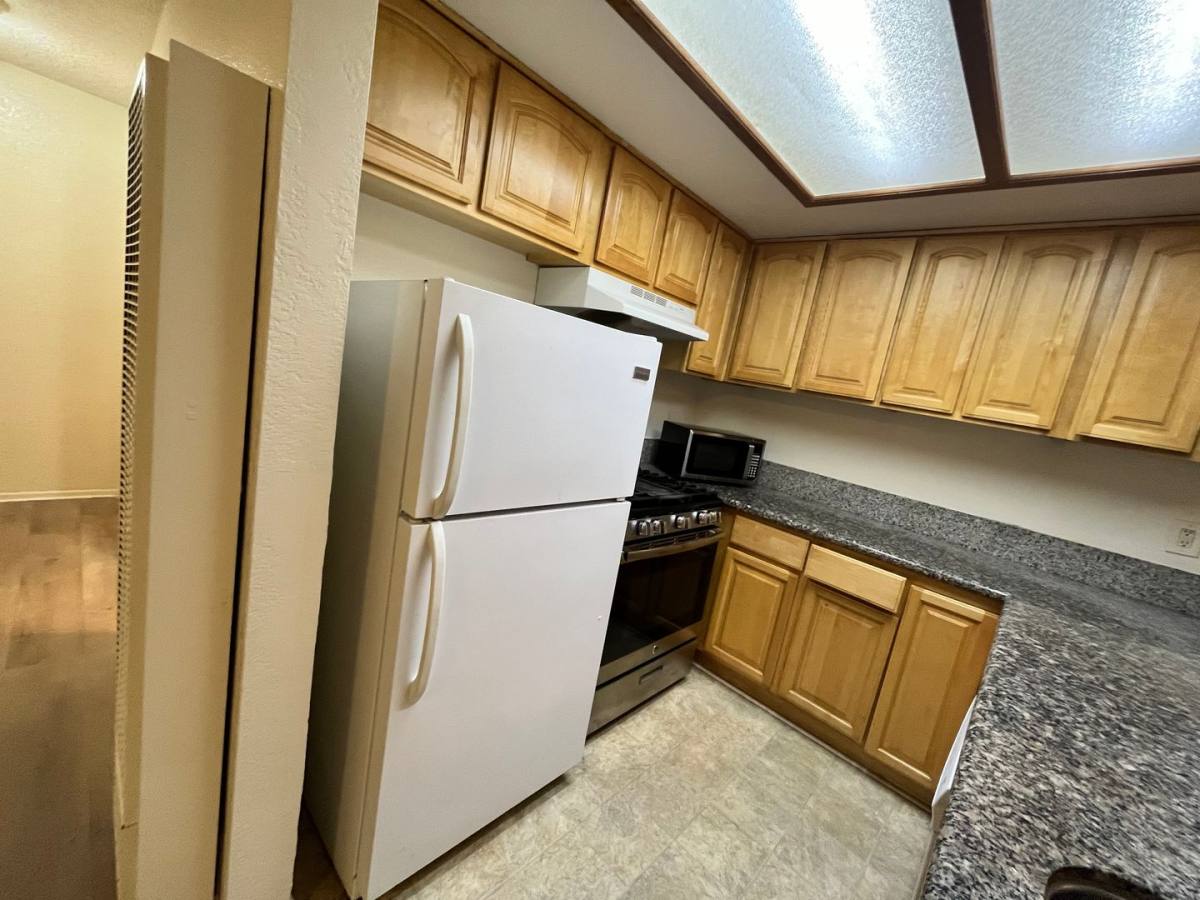 Apartment for rent at 4539 W 159th St, Lawndale, CA 90260