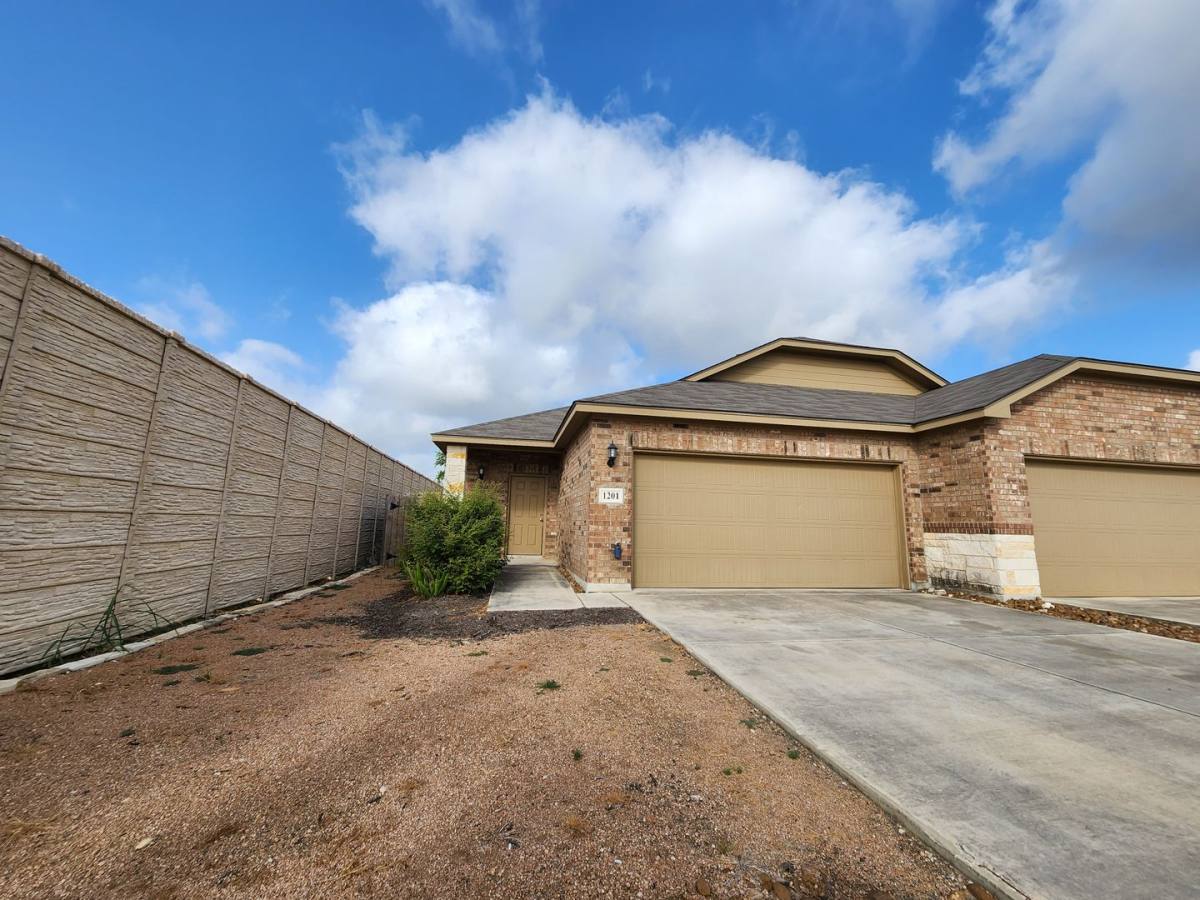 House for rent at 1201 Old FM #306, New Braunfels, TX 78130