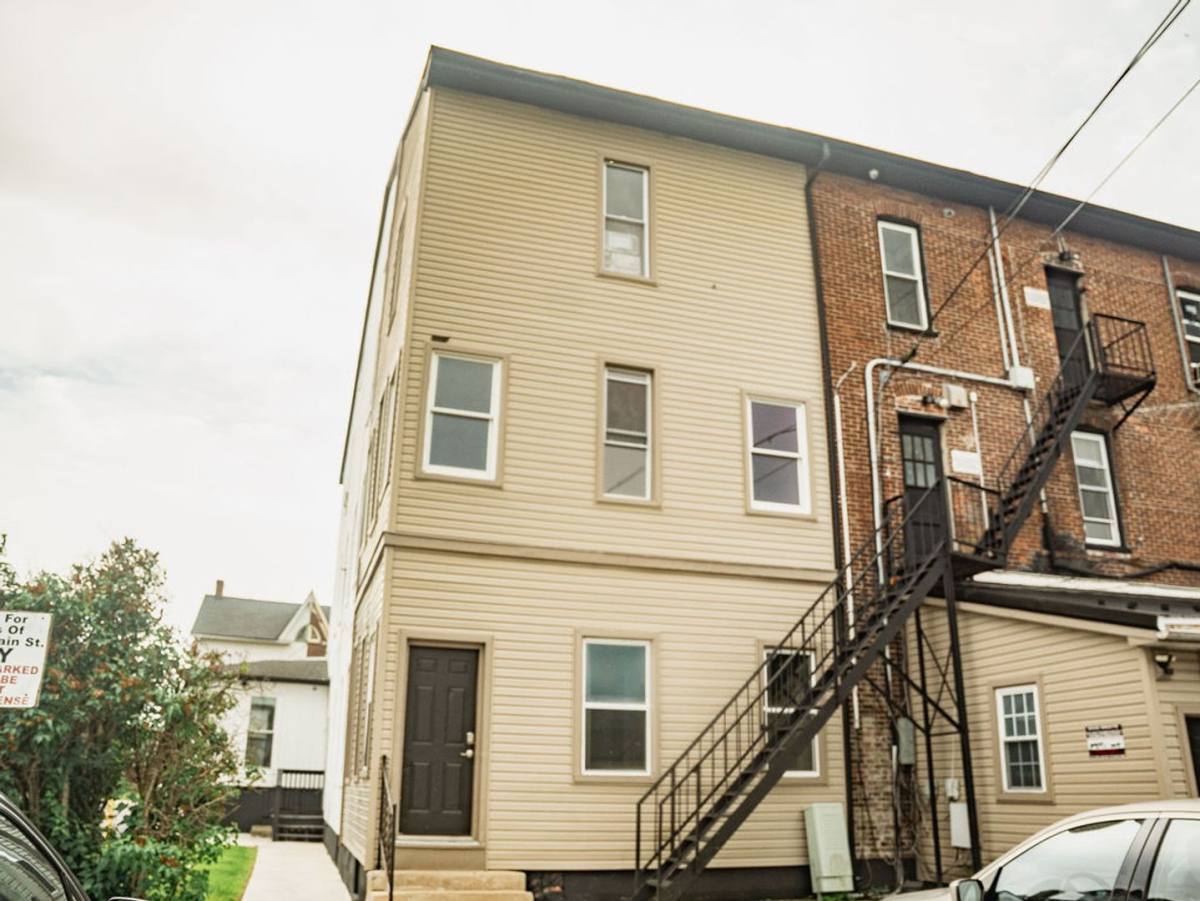 Townhouse for rent at 23 E Main St, Kutztown, PA 19530