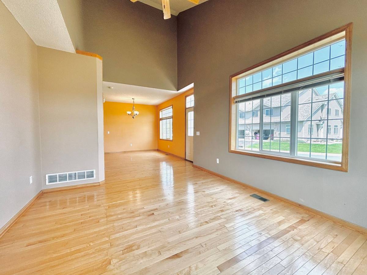 Townhouse for rent at 12708 Flamingo St NW, Minneapolis, MN 55448