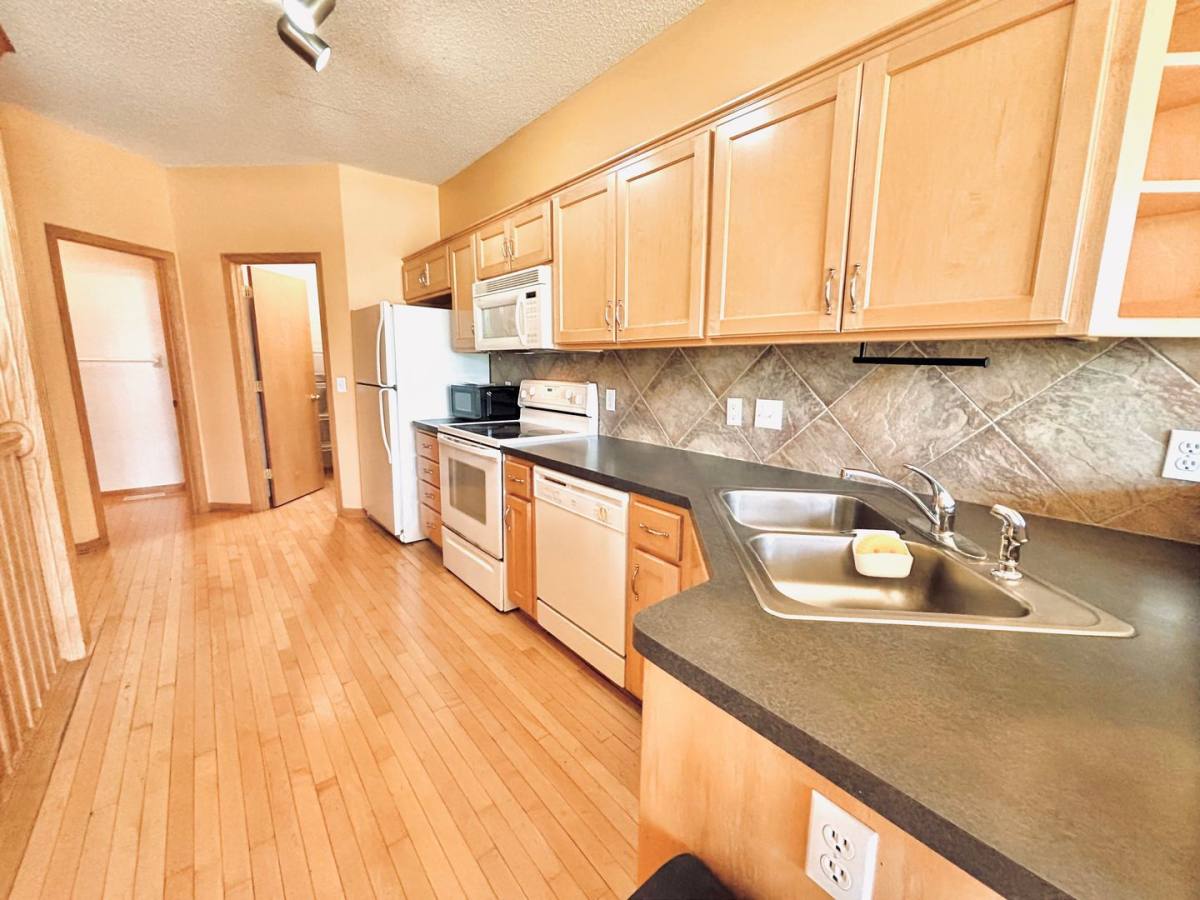 Townhouse for rent at 12708 Flamingo St NW, Minneapolis, MN 55448
