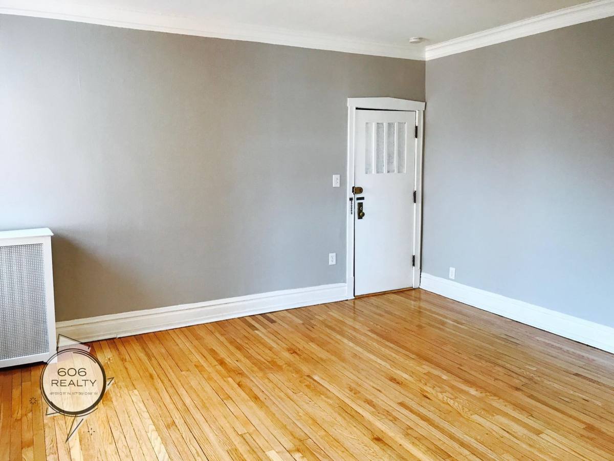 Apartment for rent at 3930 N Keeler Ave, Chicago, IL 60641