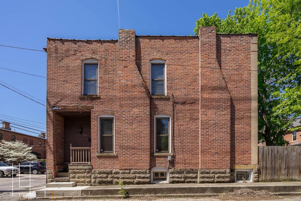 Apartment for rent at 751-753 Hunter Ave, Columbus, OH 43215