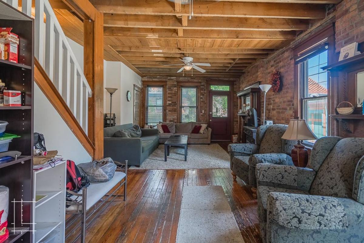 Apartment for rent at 751-753 Hunter Ave, Columbus, OH 43215