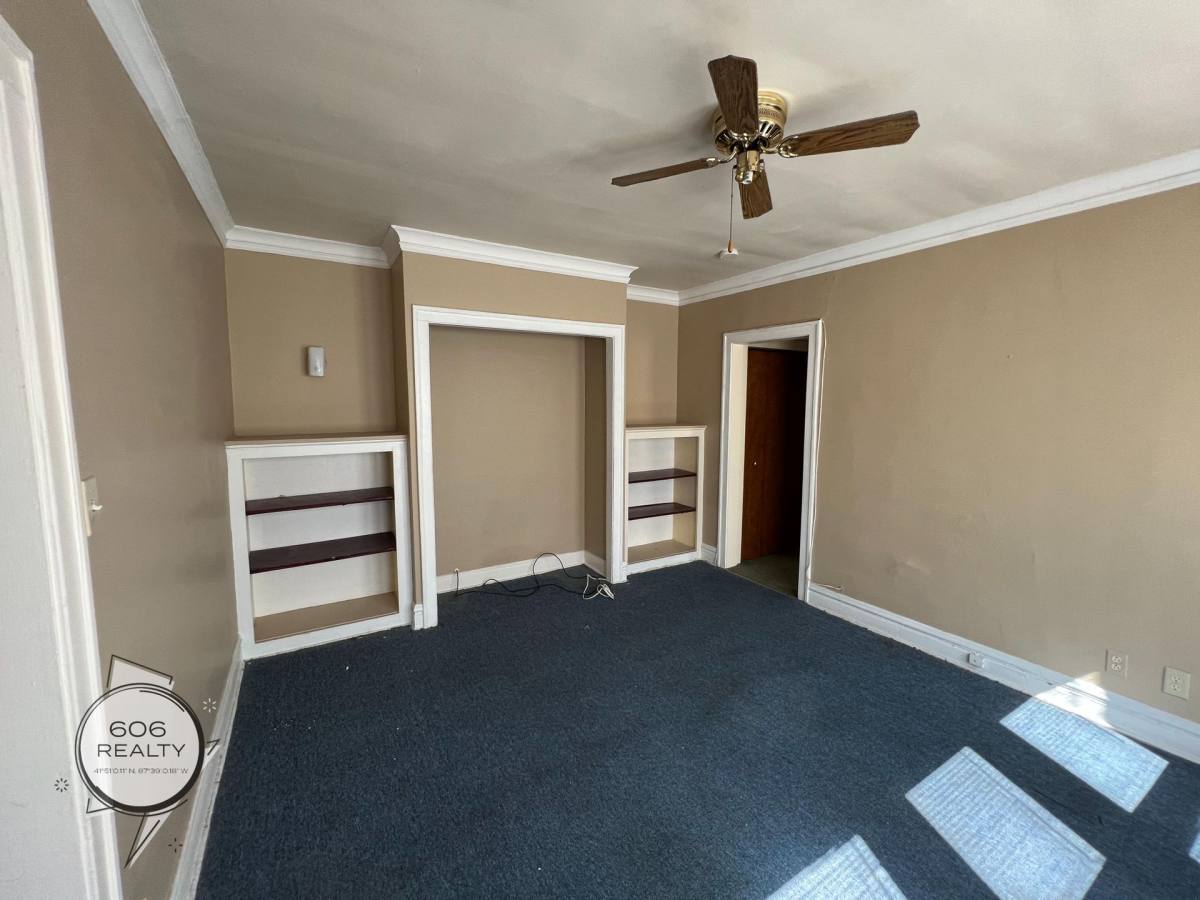 Apartment for rent at 4666 N Spaulding Ave, Chicago, IL 60625