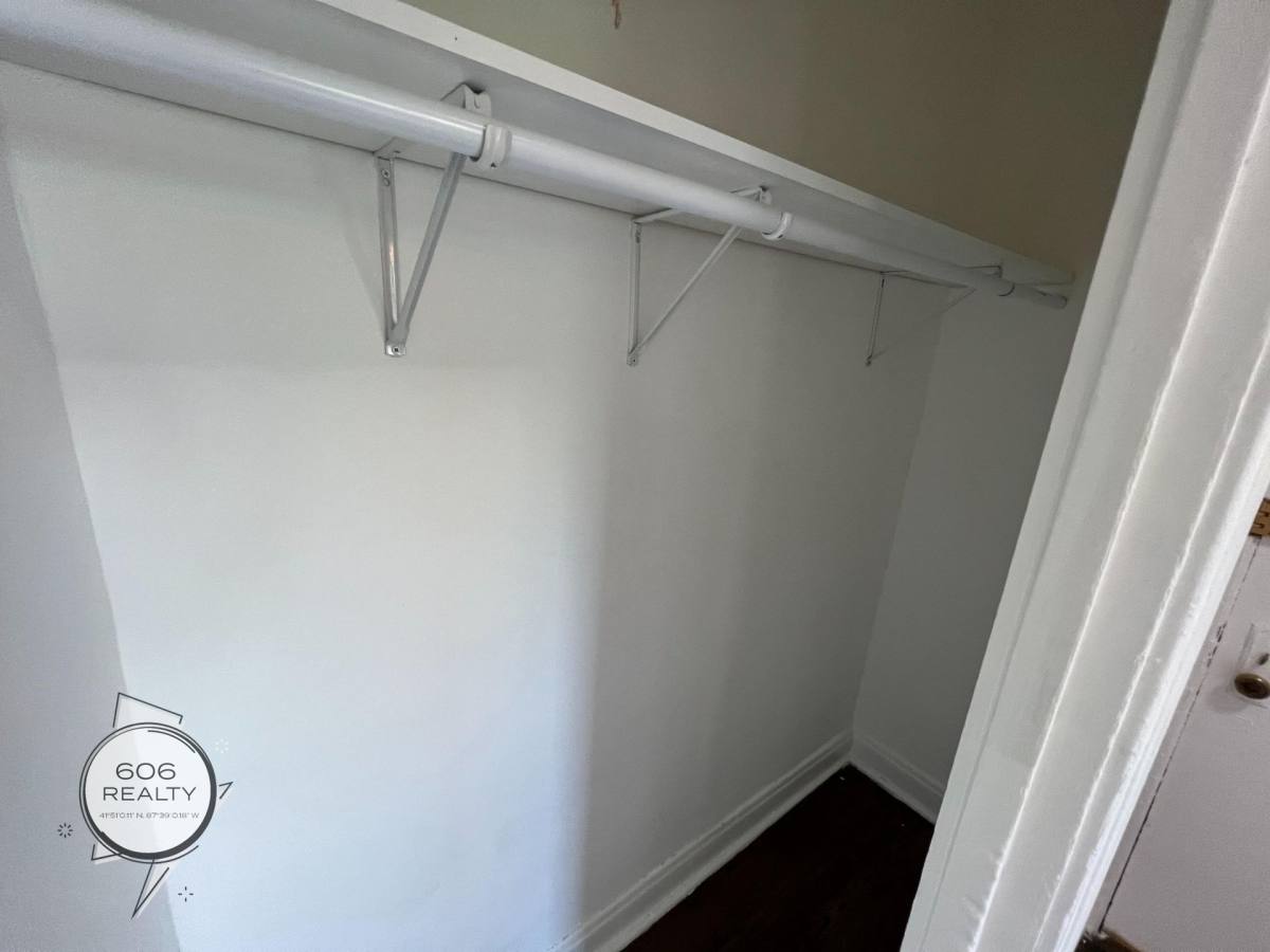 Apartment for rent at 4666 N Spaulding Ave, Chicago, IL 60625
