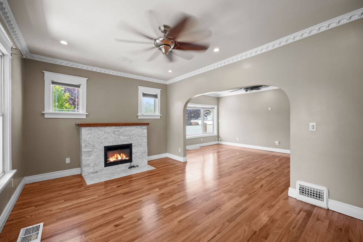House for rent at 1028 W Chelan Ave, Spokane, WA 99205