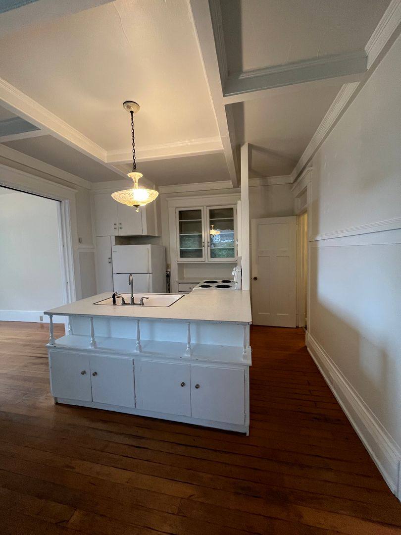 Apartment for rent at 616 N State St, Bellingham, WA 98225
