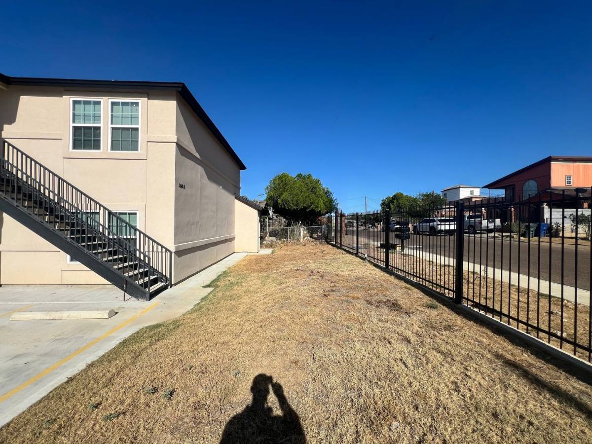 Apartment for rent at 2802 Pecan, Laredo, TX 78045