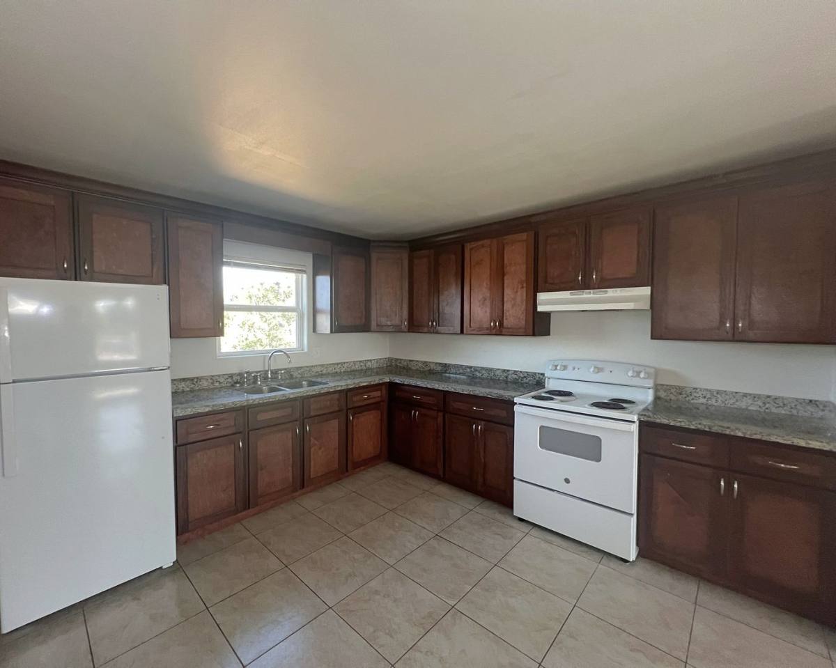 Apartment for rent at 2802 Pecan, Laredo, TX 78045