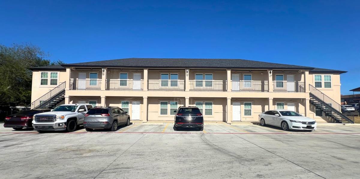 Apartment for rent at 2802 Pecan, Laredo, TX 78045