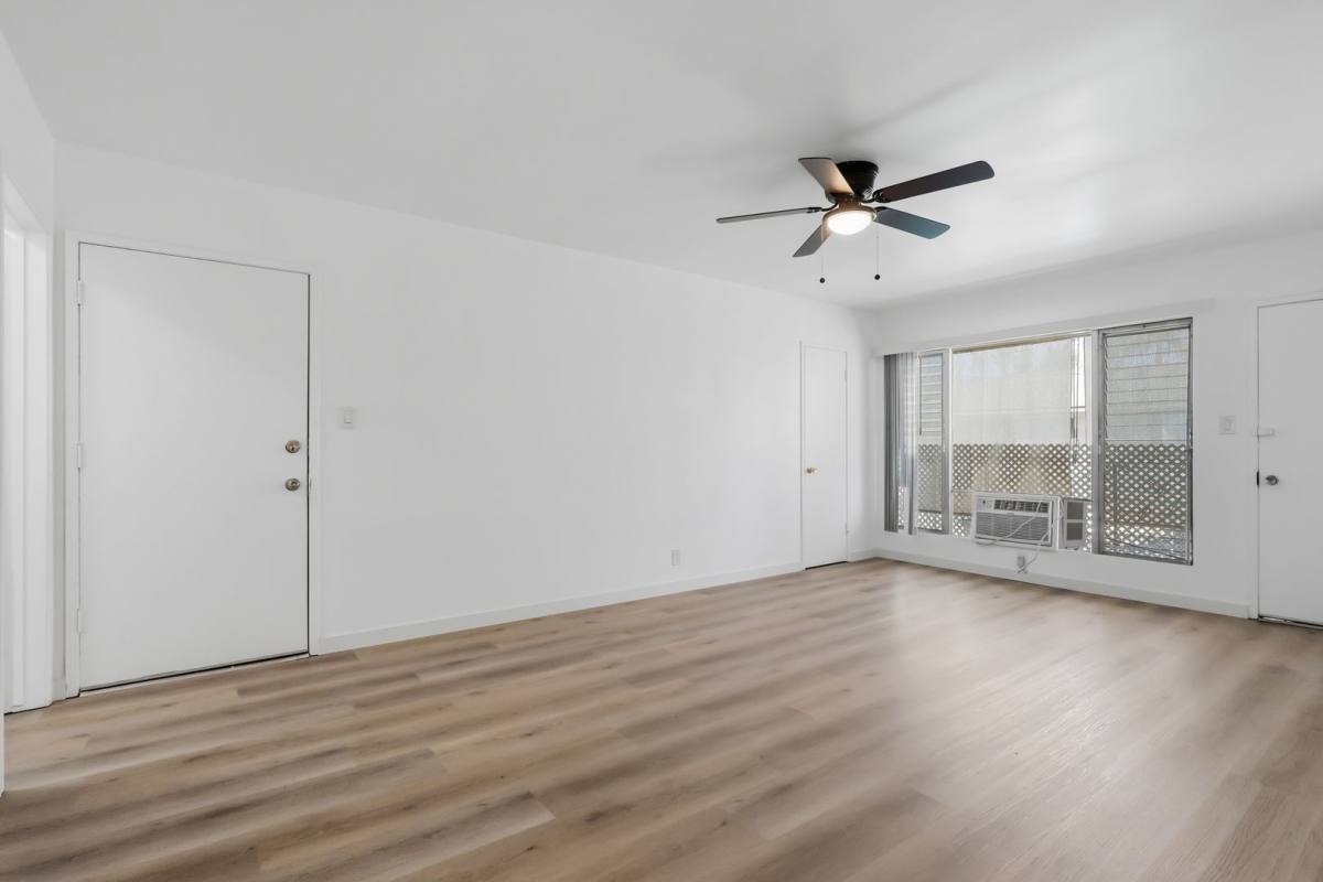 Apartment for rent at 12310-12320 Chandler Blvd, Valley Village, CA 91607