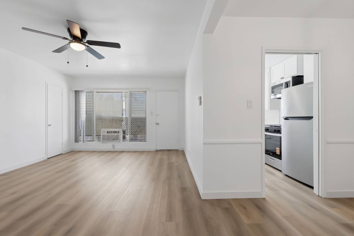 Apartment for rent at 12310-12320 Chandler Blvd, Valley Village, CA 91607