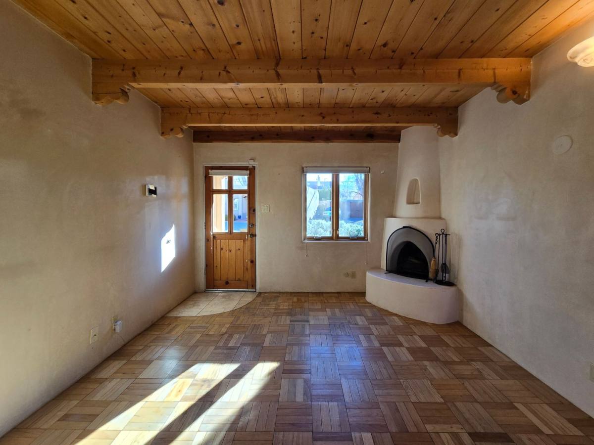 House for rent at 115 W Santa Fe Ave, Santa Fe, NM 87505