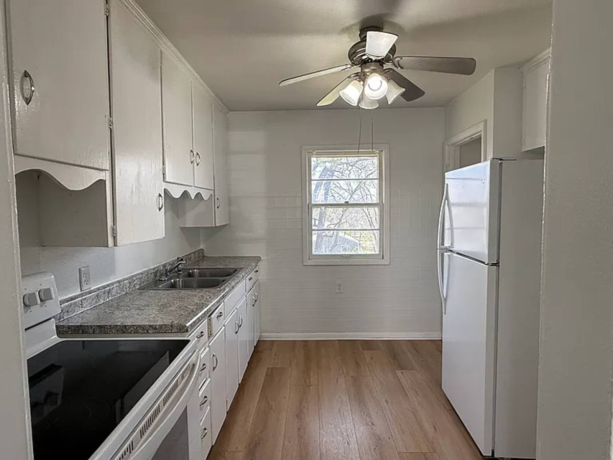 House for rent at 3941 Himebaugh Ave, Omaha, NE 68111