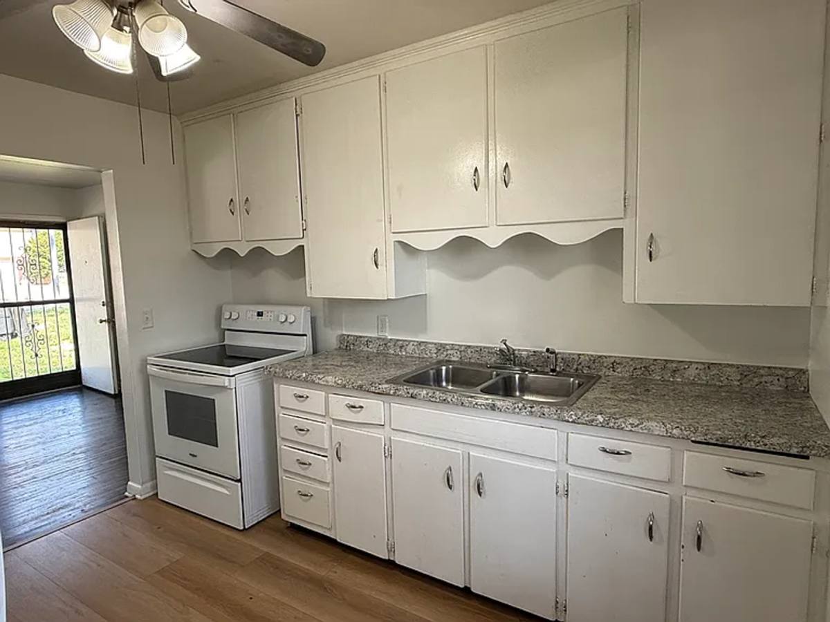 House for rent at 3941 Himebaugh Ave, Omaha, NE 68111