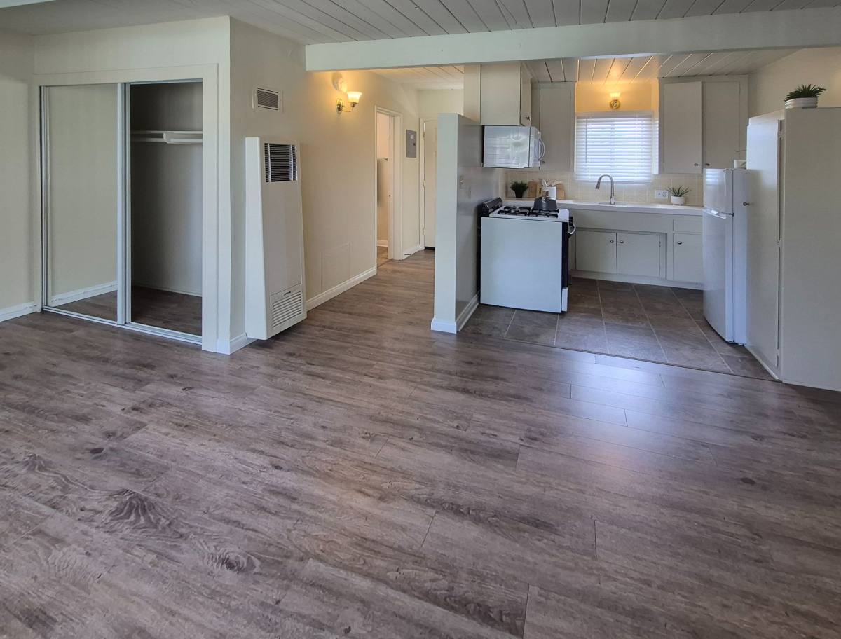 Apartment for rent at 1030 W Olive Ave, Burbank, CA 91506