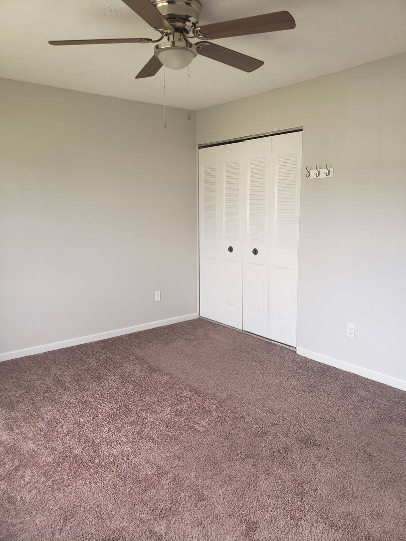 House for rent at 105 Creekside Court, Radcliff, KY 40160