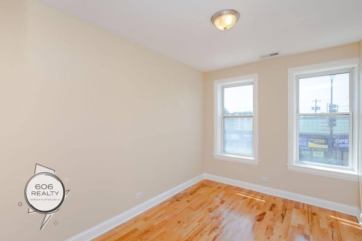 Apartment for rent at 5550-58 W Belmont, Chicago, IL 60641